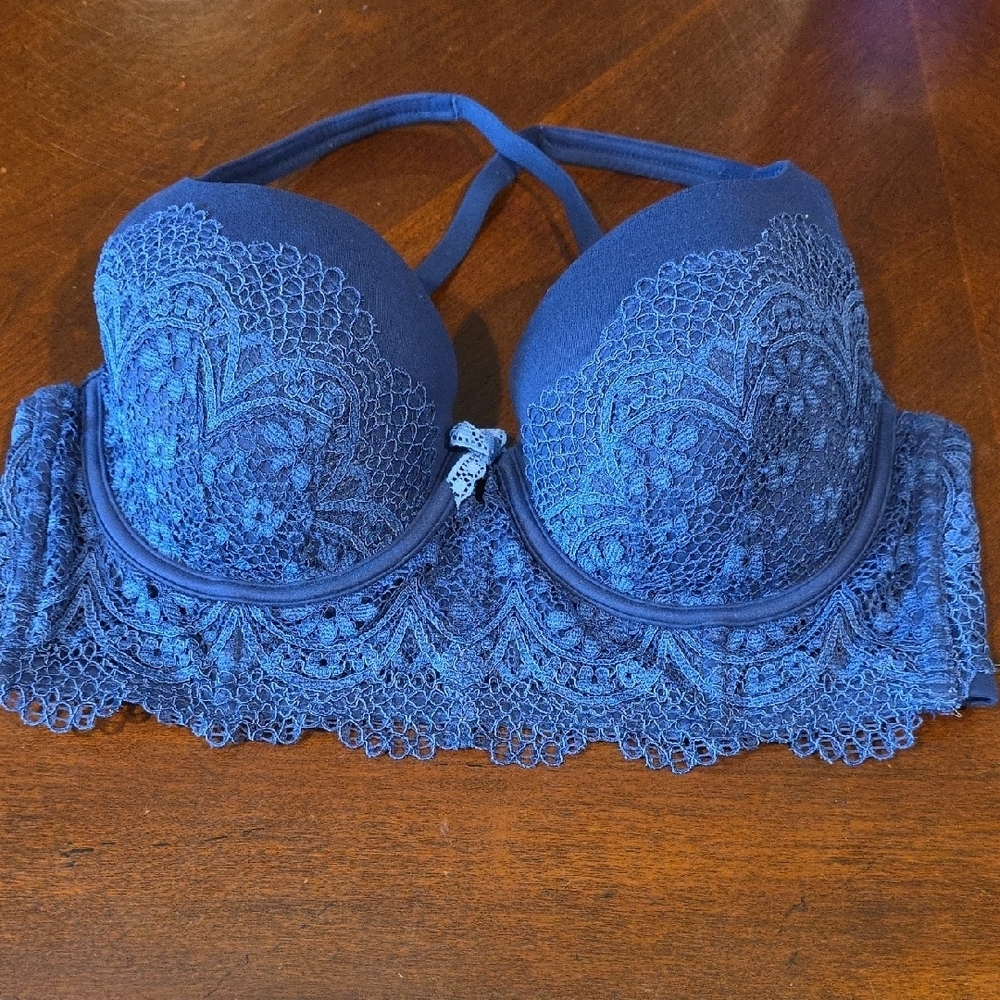 (J15) Victoria's Secret Blue Lace Push-Up Bra
